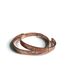 Load image into Gallery viewer, Skinny Startrail Cuff - Copper